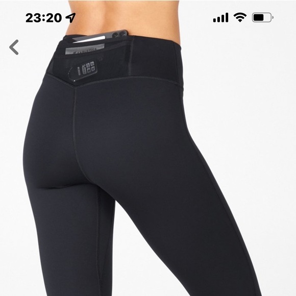 Fabletics/Black Trinity Pocket high waisted legging size Medium/8 and Small/6 - Picture 2 of 7
